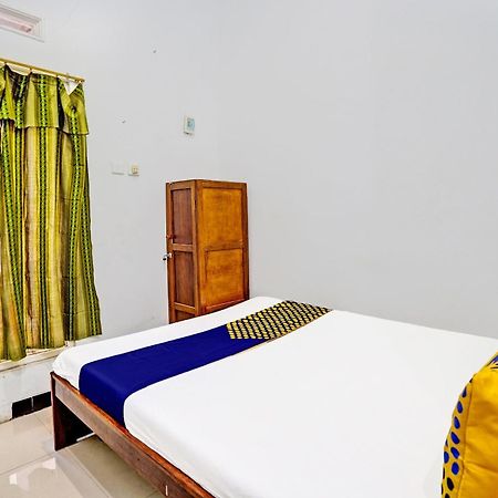 Oyo Life 91866 Paradise Ok Kost Syariah Mojokerto Екстер'єр фото